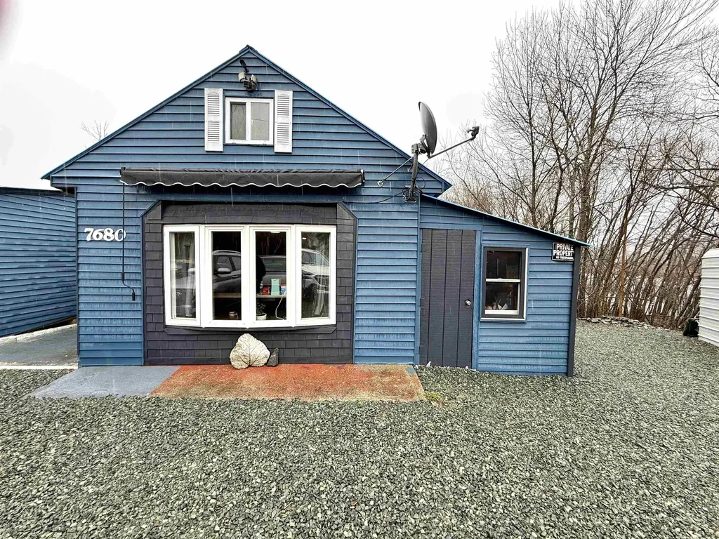 7680 Vt 102 Route Guildhall VT 05905