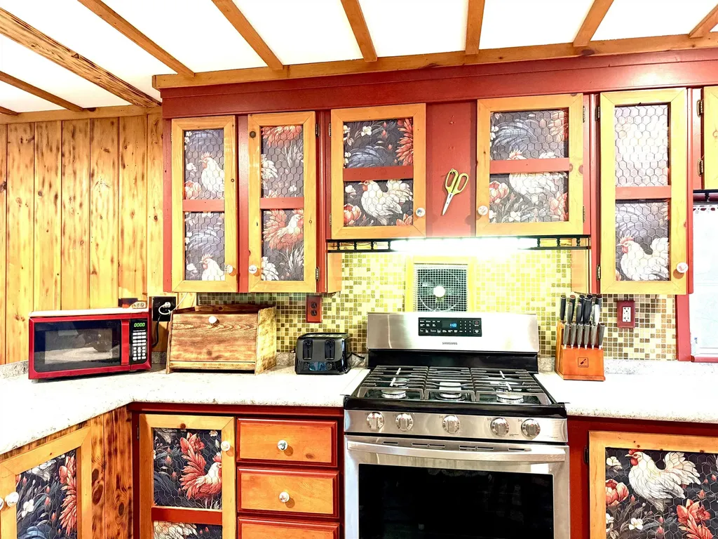 7680 Vt 102 Route Guildhall VT 05905