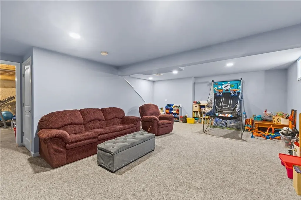 496 Anna's Court Colchester VT 05446