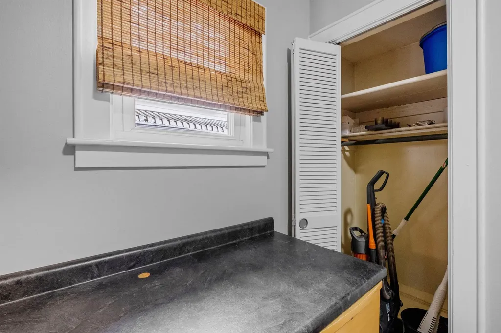 989 Union Street Manchester NH 03104