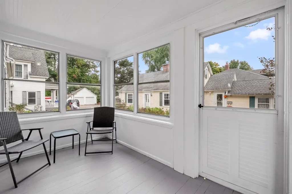 989 Union Street Manchester NH 03104