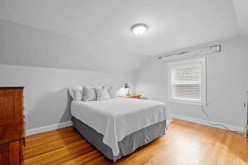 989 Union Street Manchester NH 03104