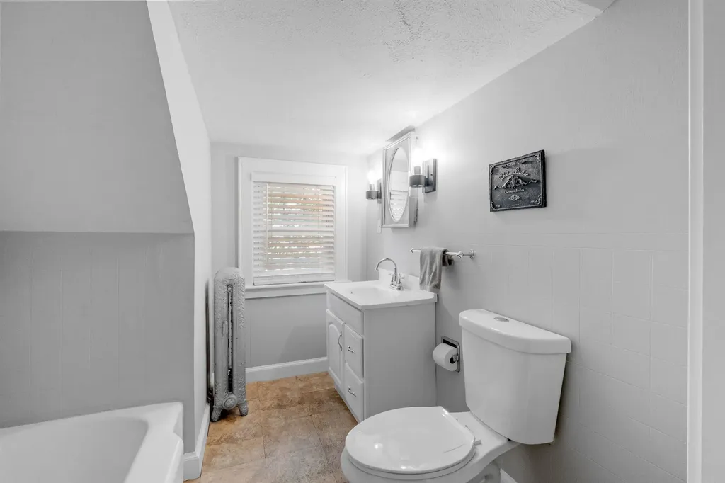 989 Union Street Manchester NH 03104