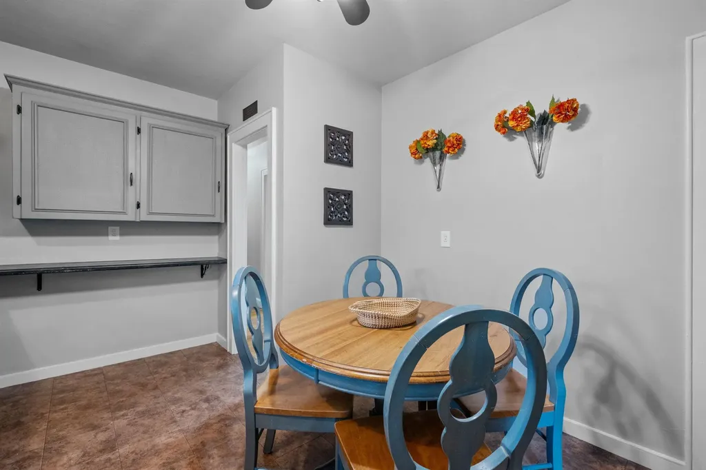 989 Union Street Manchester NH 03104