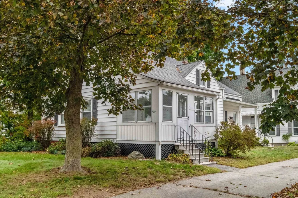 989 Union Street Manchester NH 03104