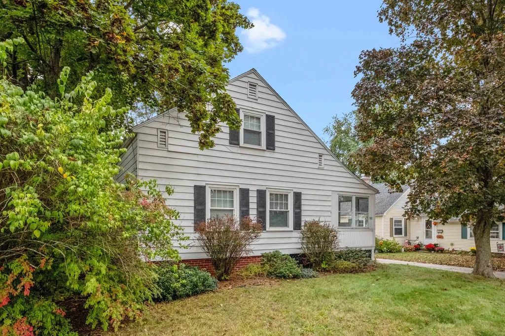 989 Union Street Manchester NH 03104