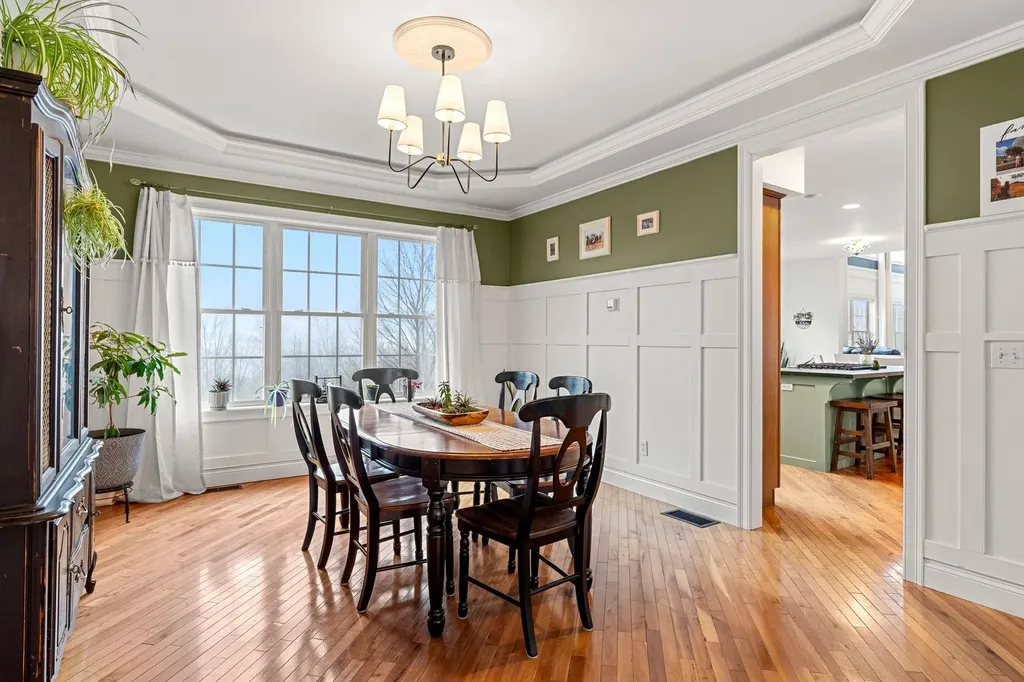 115 Roosevelt Road Weare NH 03281