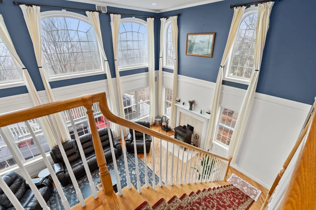 115 Roosevelt Road Weare NH 03281