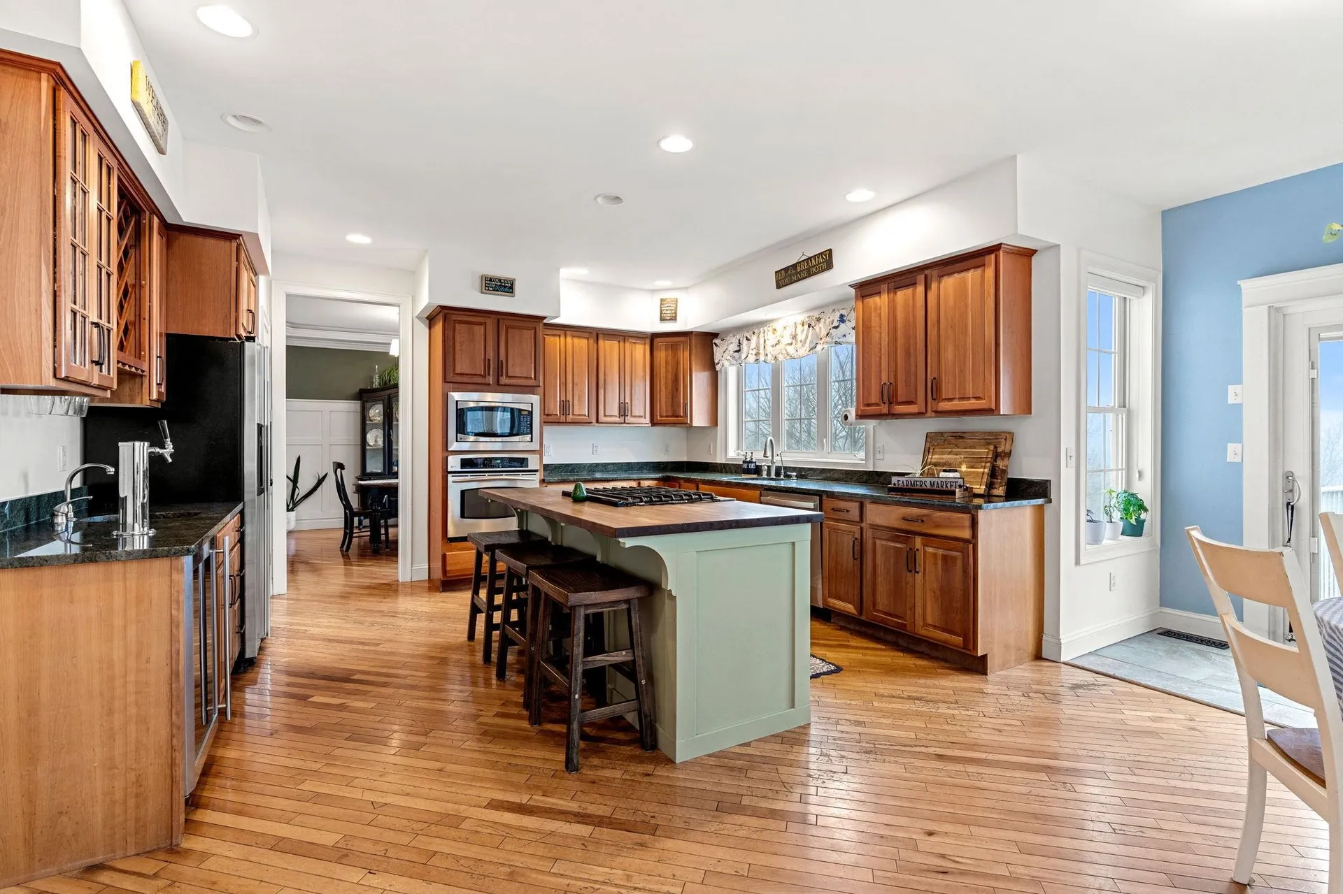 115 Roosevelt Road Weare NH 03281