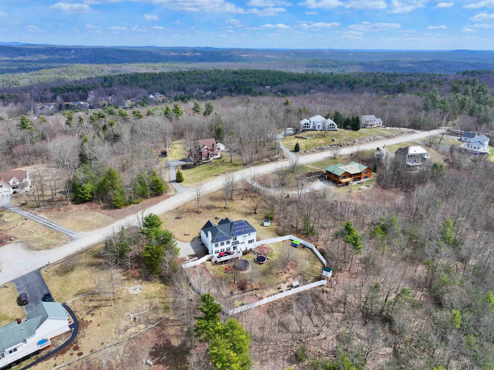 115 Roosevelt Road Weare NH 03281