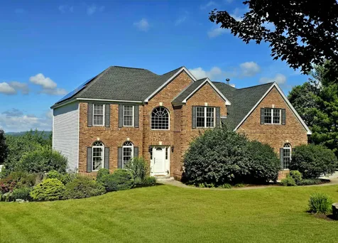 115 Roosevelt Road Weare NH 03281