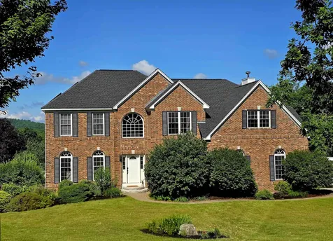 115 Roosevelt Road Weare NH 03281
