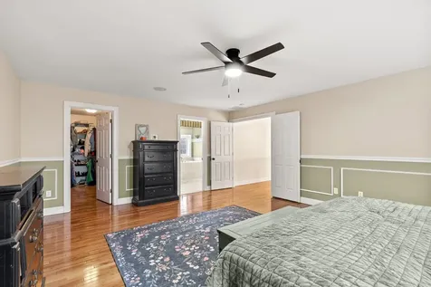 115 Roosevelt Road Weare NH 03281
