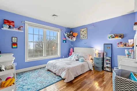 115 Roosevelt Road Weare NH 03281
