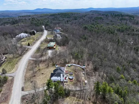 115 Roosevelt Road Weare NH 03281
