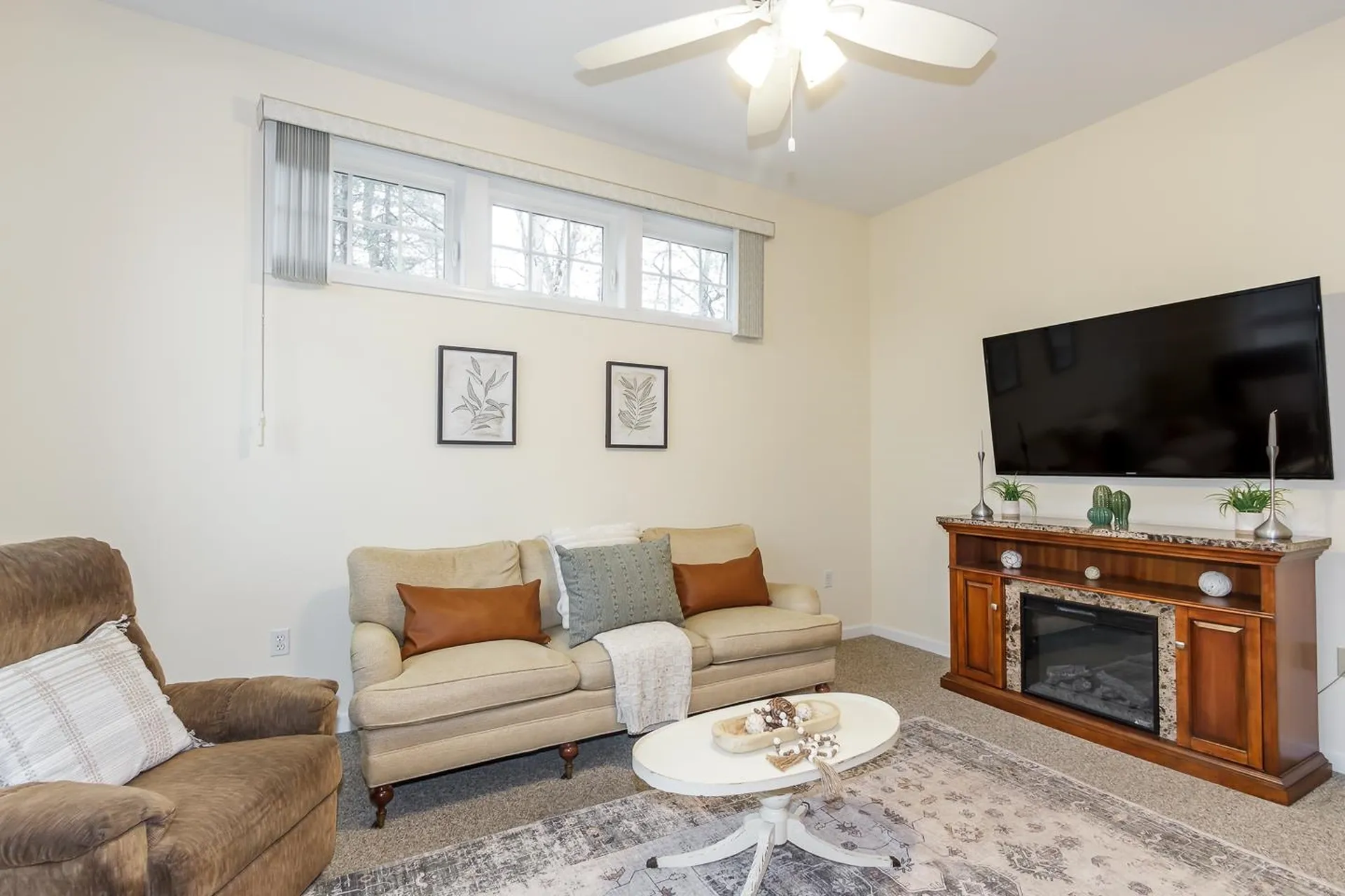 6 Lincoln Drive Londonderry NH 03053