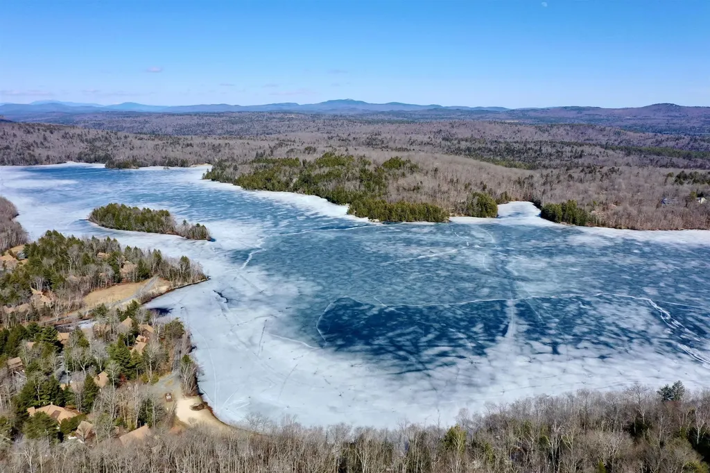 2 Turner Brae Grantham NH 03753