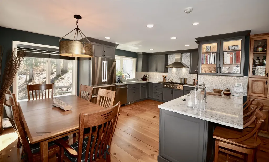 2 Turner Brae Grantham NH 03753