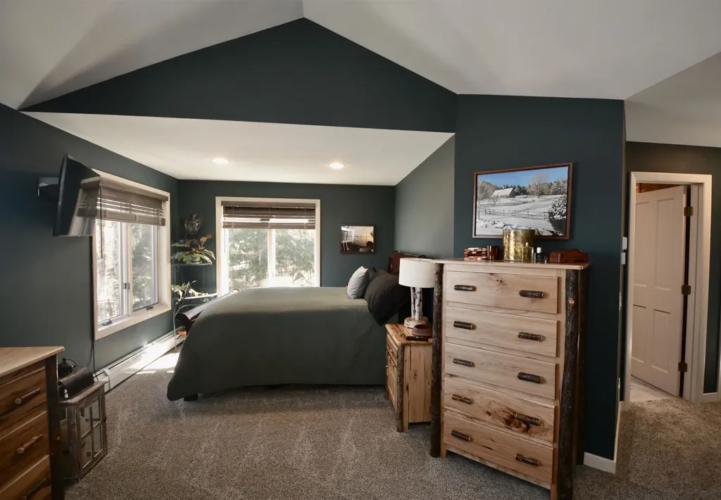 2 Turner Brae Grantham NH 03753