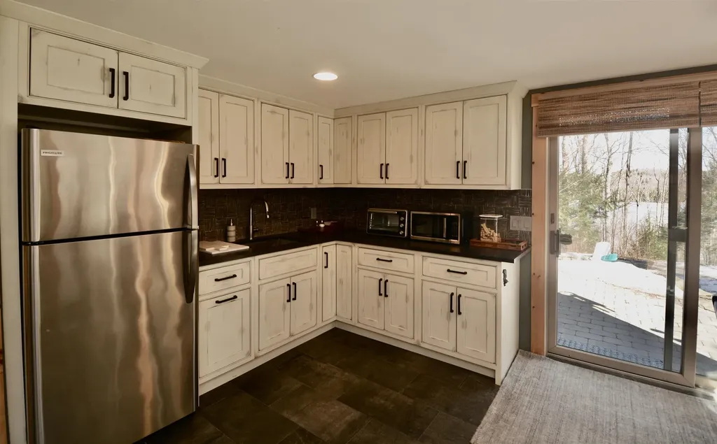 2 Turner Brae Grantham NH 03753