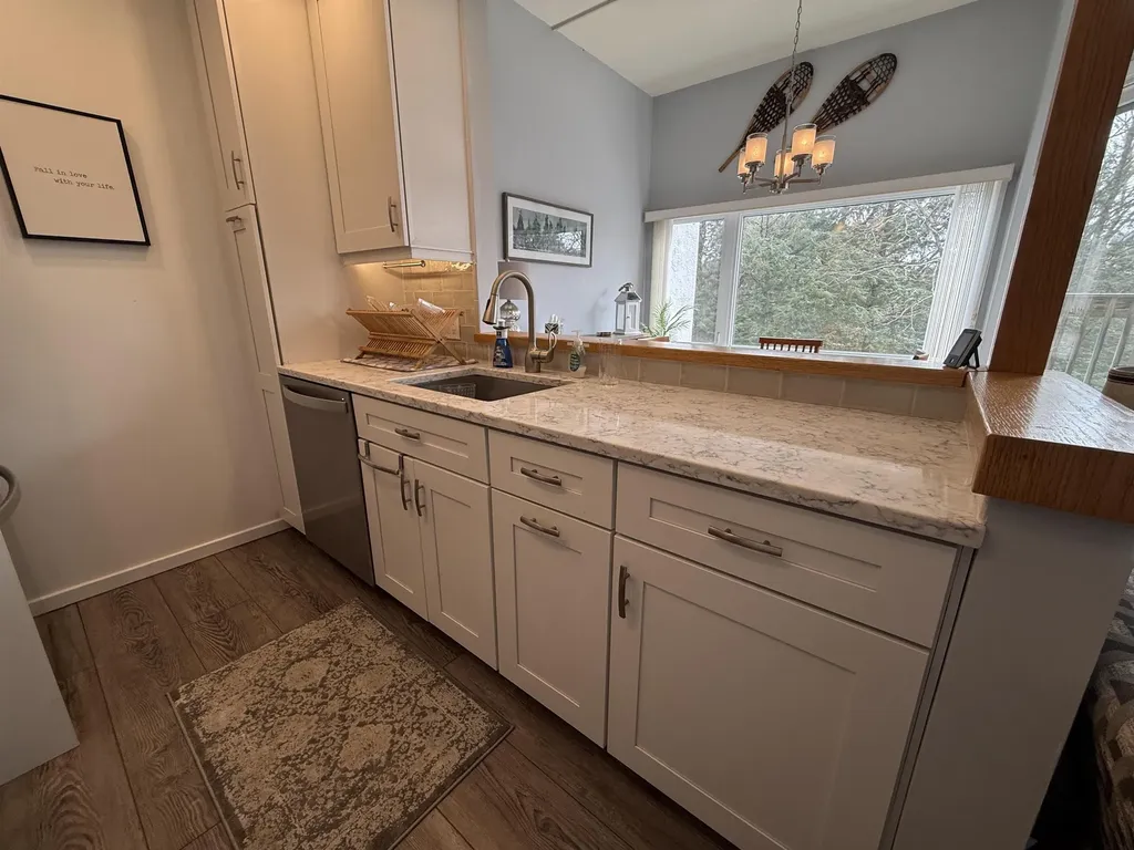 42 Lower Phase Road Warren VT 05674