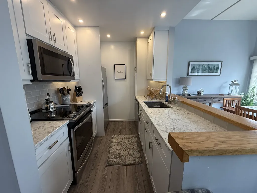 42 Lower Phase Road Warren VT 05674