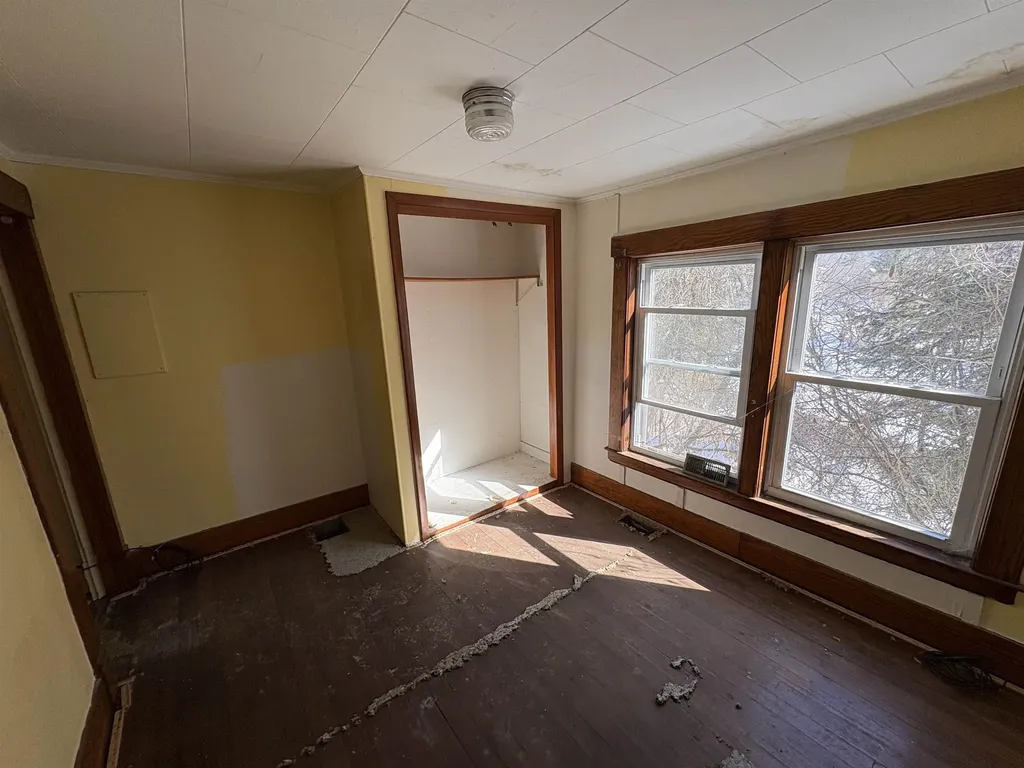 166 Hooker Hill Road St. Johnsbury VT 05819