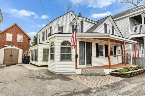 6 Buck Street Nashua NH 03060