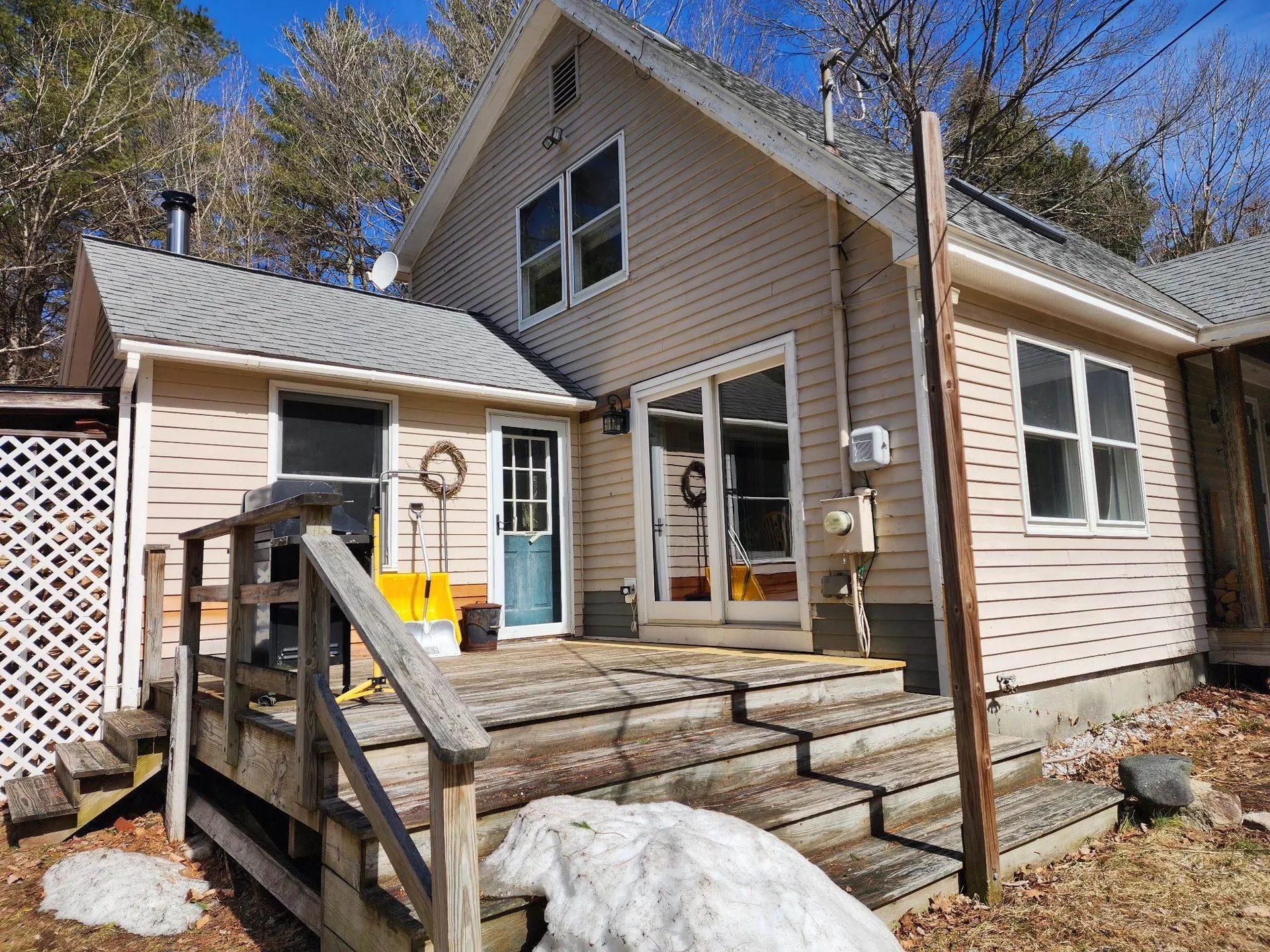 57 Oak Lane Jamaica VT 05343
