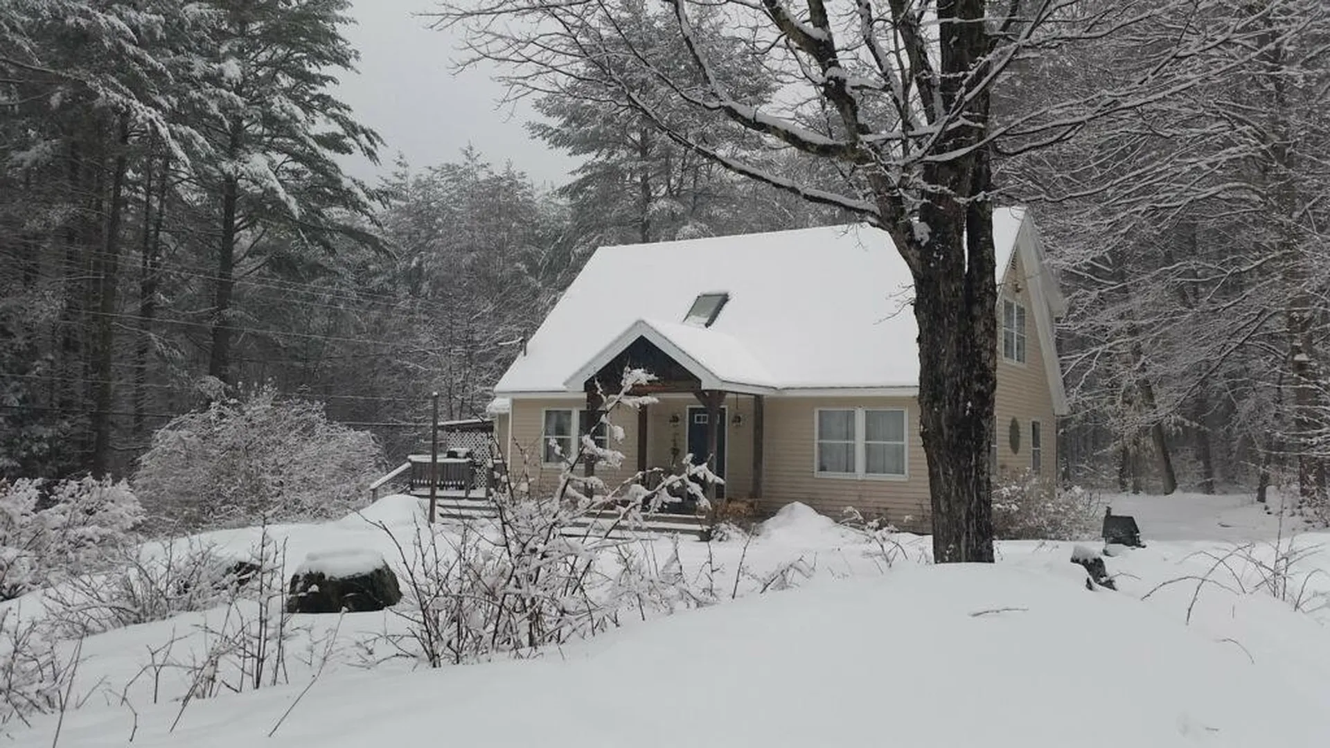 57 Oak Lane Jamaica VT 05343