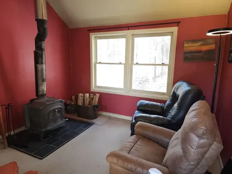 57 Oak Lane Jamaica VT 05343