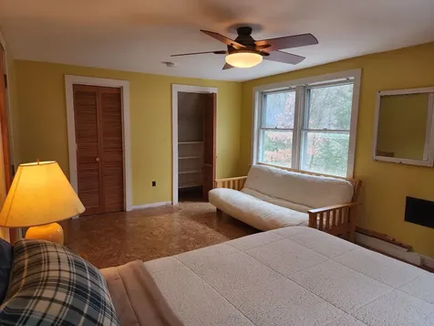 57 Oak Lane Jamaica VT 05343