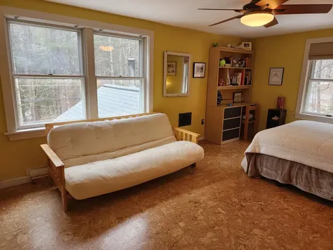 57 Oak Lane Jamaica VT 05343