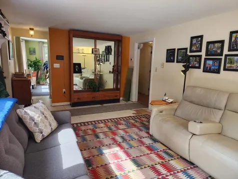 57 Oak Lane Jamaica VT 05343