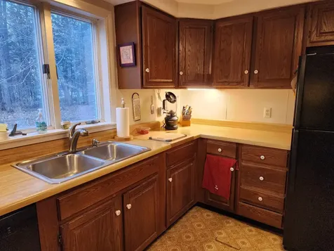 57 Oak Lane Jamaica VT 05343