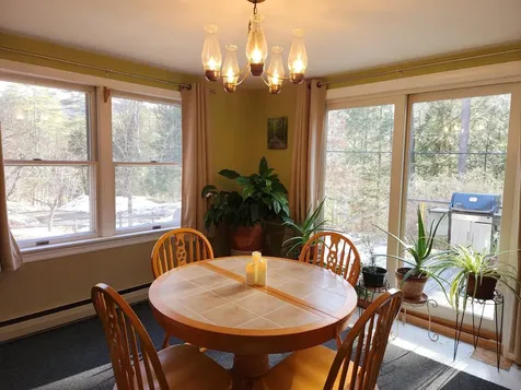 57 Oak Lane Jamaica VT 05343