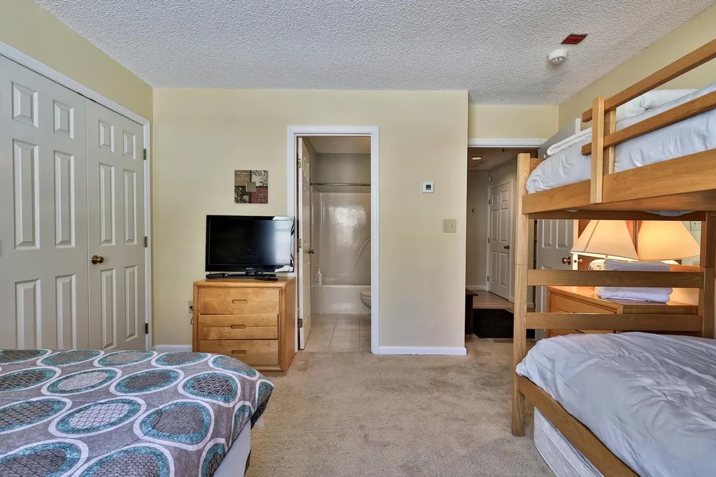 58 Harrison Lane Ludlow VT 05149