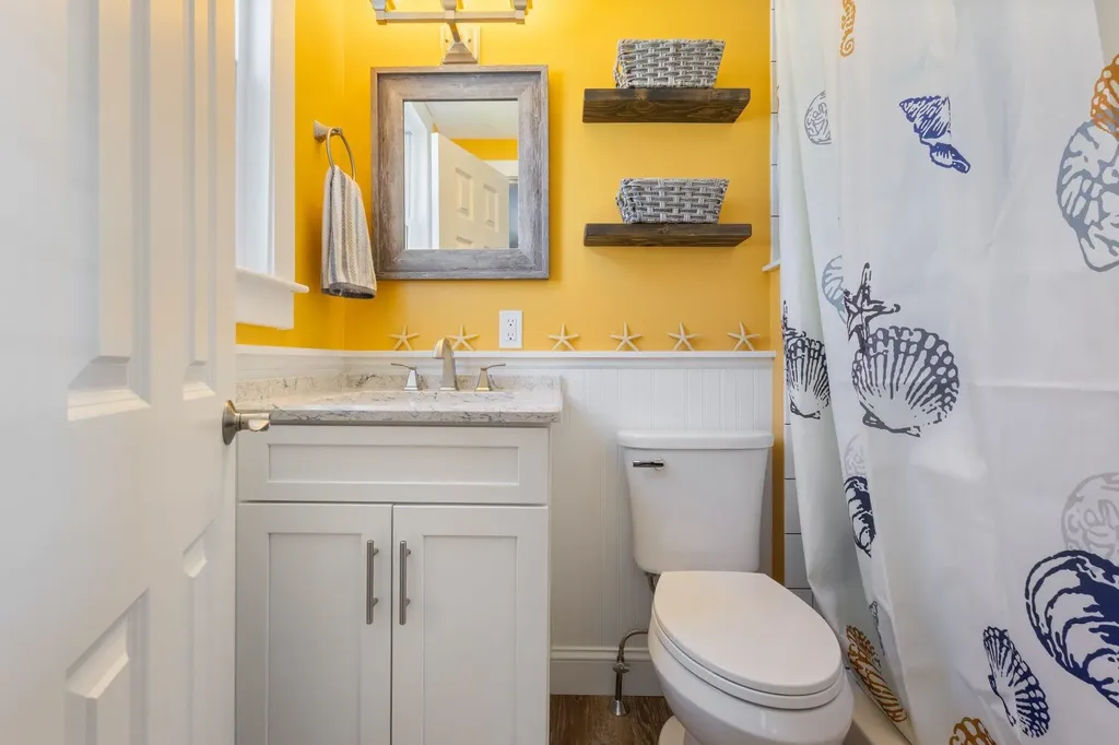 522 Ocean Boulevard Hampton NH 03842