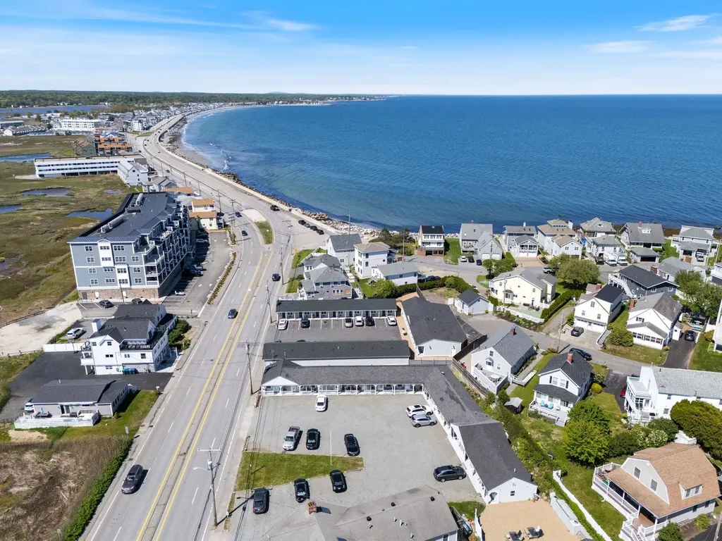 522 Ocean Boulevard Hampton NH 03842