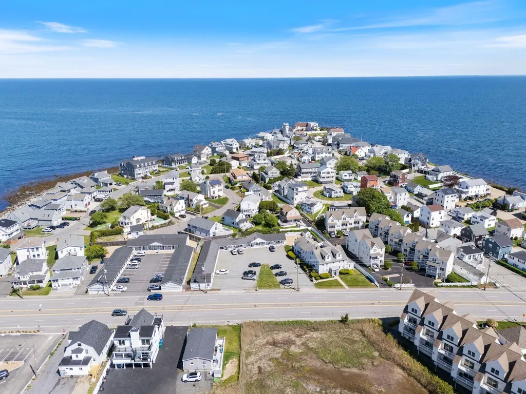 522 Ocean Boulevard Hampton NH 03842