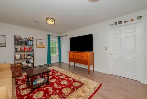 15 Tampa Drive Rochester NH 03867