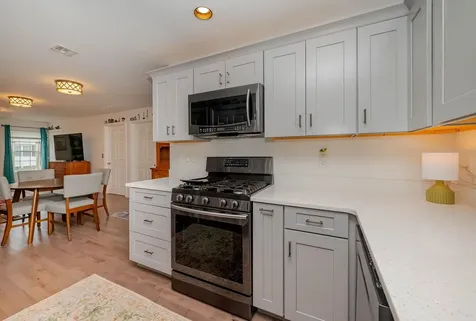 15 Tampa Drive Rochester NH 03867