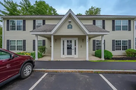 15 Tampa Drive Rochester NH 03867
