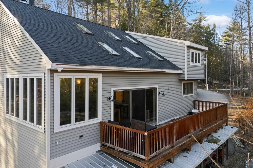 236 Buckley Road Weare NH 03045