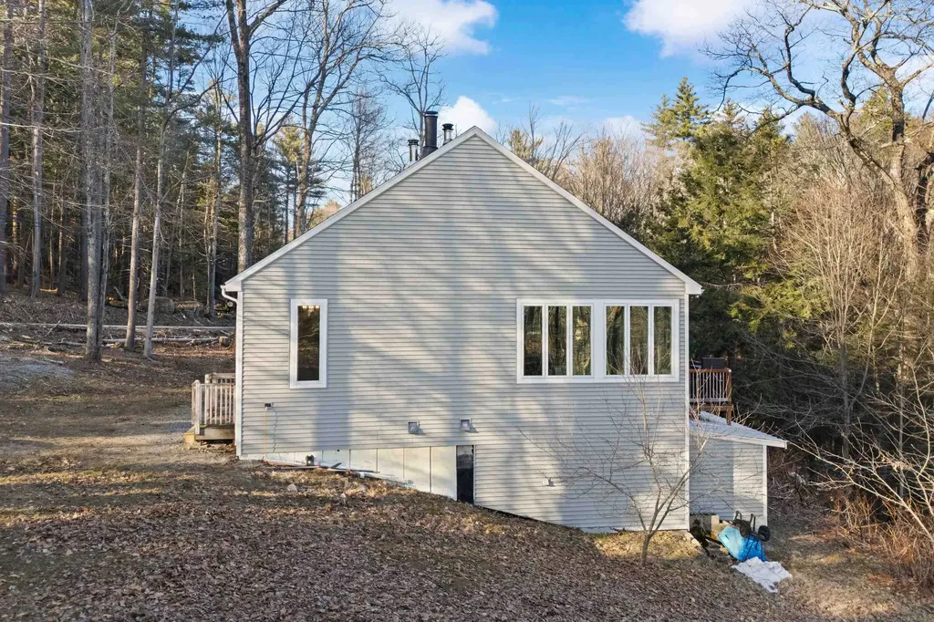 236 Buckley Road Weare NH 03045