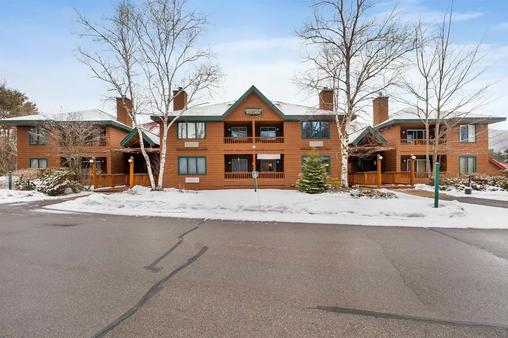 10 Lakeside W Drive Woodstock NH 03262