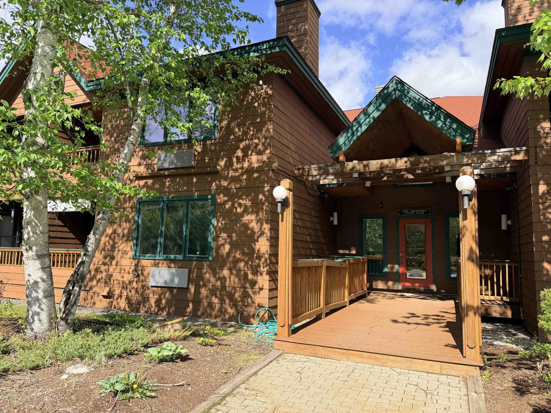 10 Lakeside W Drive Woodstock NH 03262