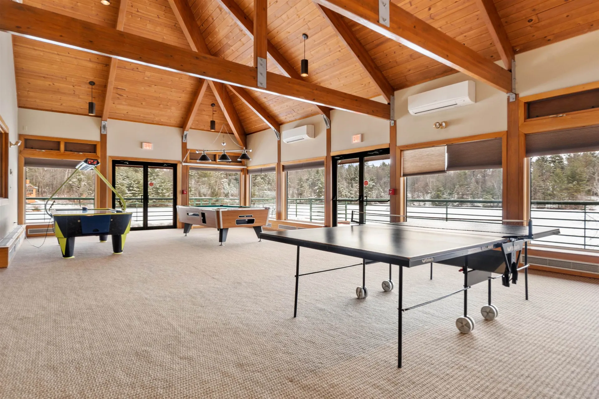 10 Lakeside W Drive Woodstock NH 03262