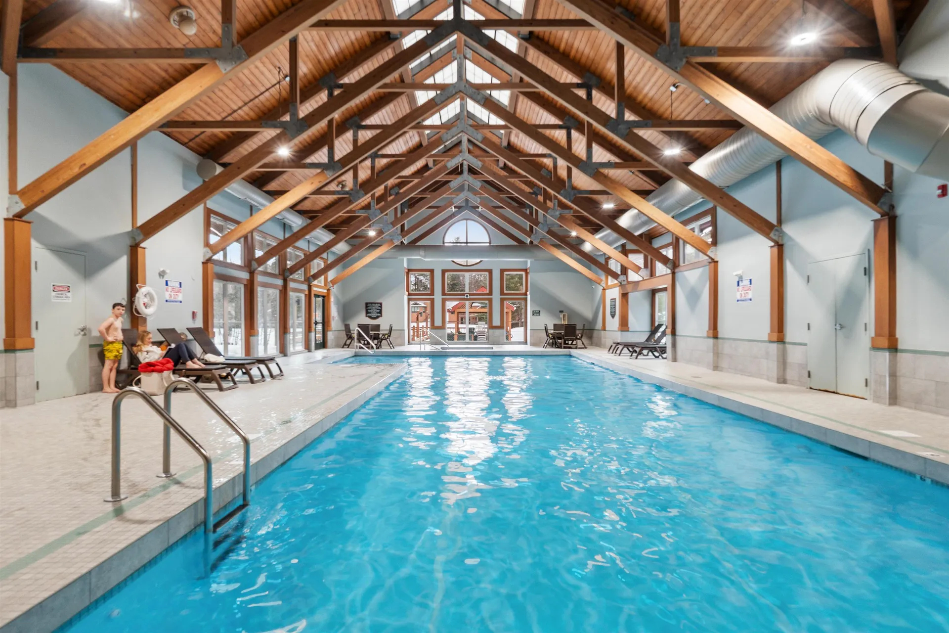 10 Lakeside W Drive Woodstock NH 03262
