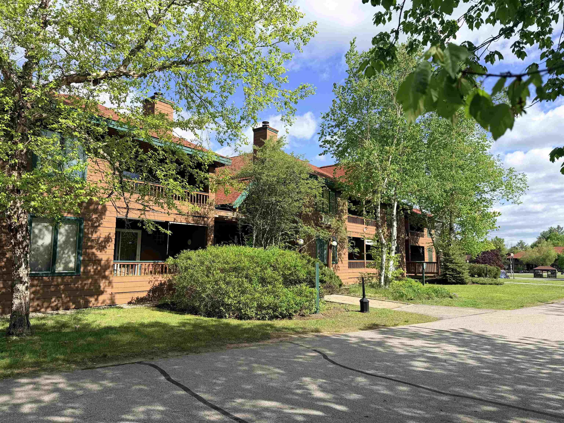 10 Lakeside W Drive Woodstock NH 03262